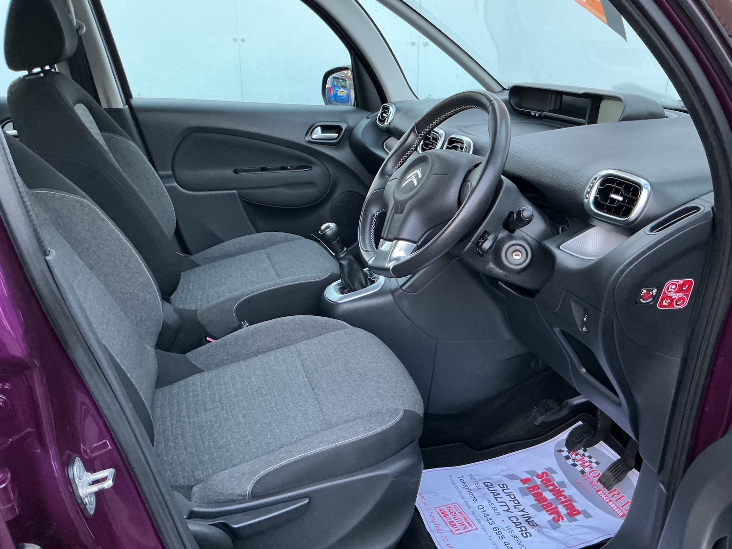 Used Citroen C3 Picasso 2016 for sale - 76949781: Photo 8