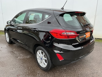 Used Ford Fiesta 2018 for sale - 76518067: Photo