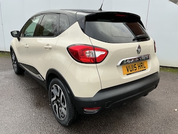 Used Renault Captur 2015 for sale - 76706682: Photo