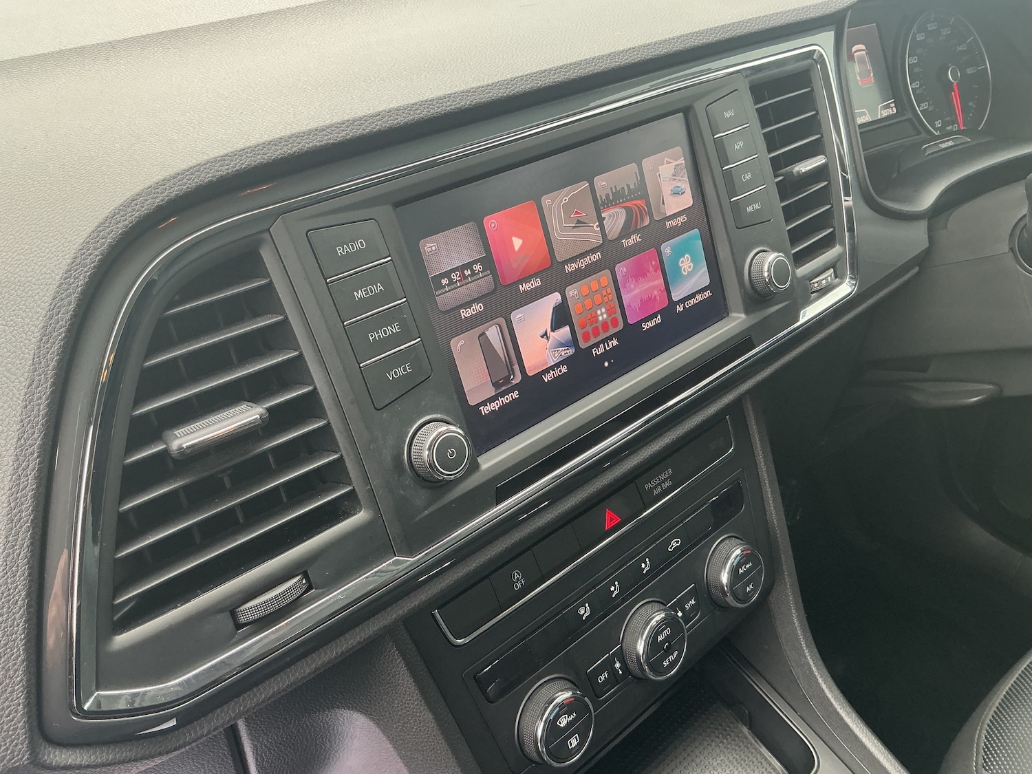 Used SEAT Ateca 2018 for sale - 78098379: Photo 9