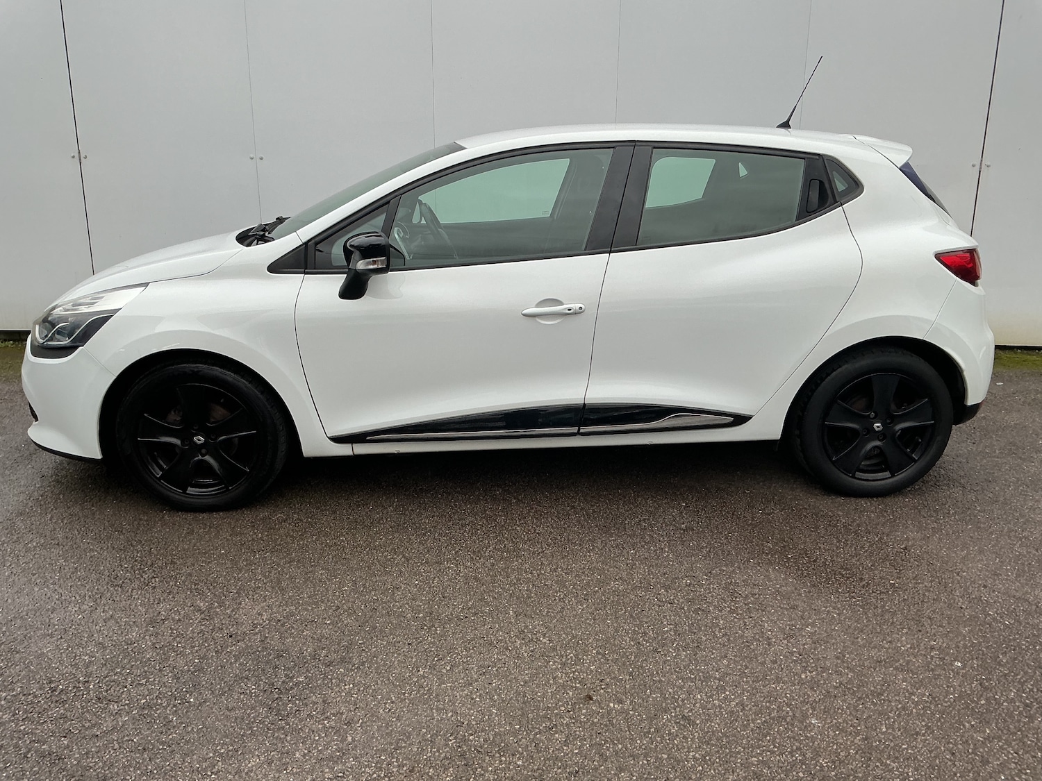Used Renault Clio 2016 for sale - 77743444: Photo 6