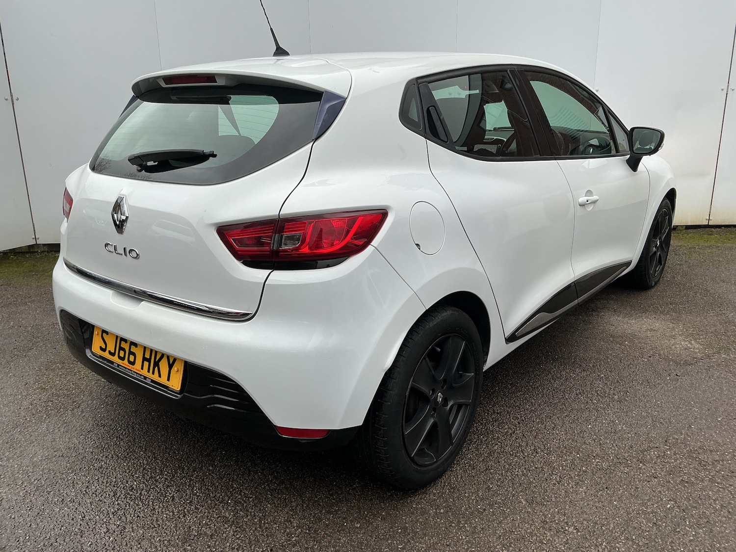 Used Renault Clio 2016 for sale - 77743444: Photo 7
