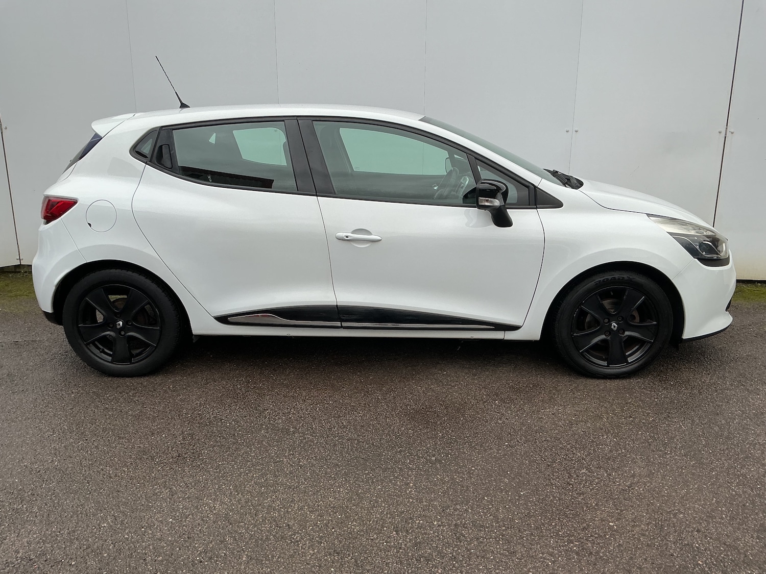 Used Renault Clio 2016 for sale - 77743444: Photo 8