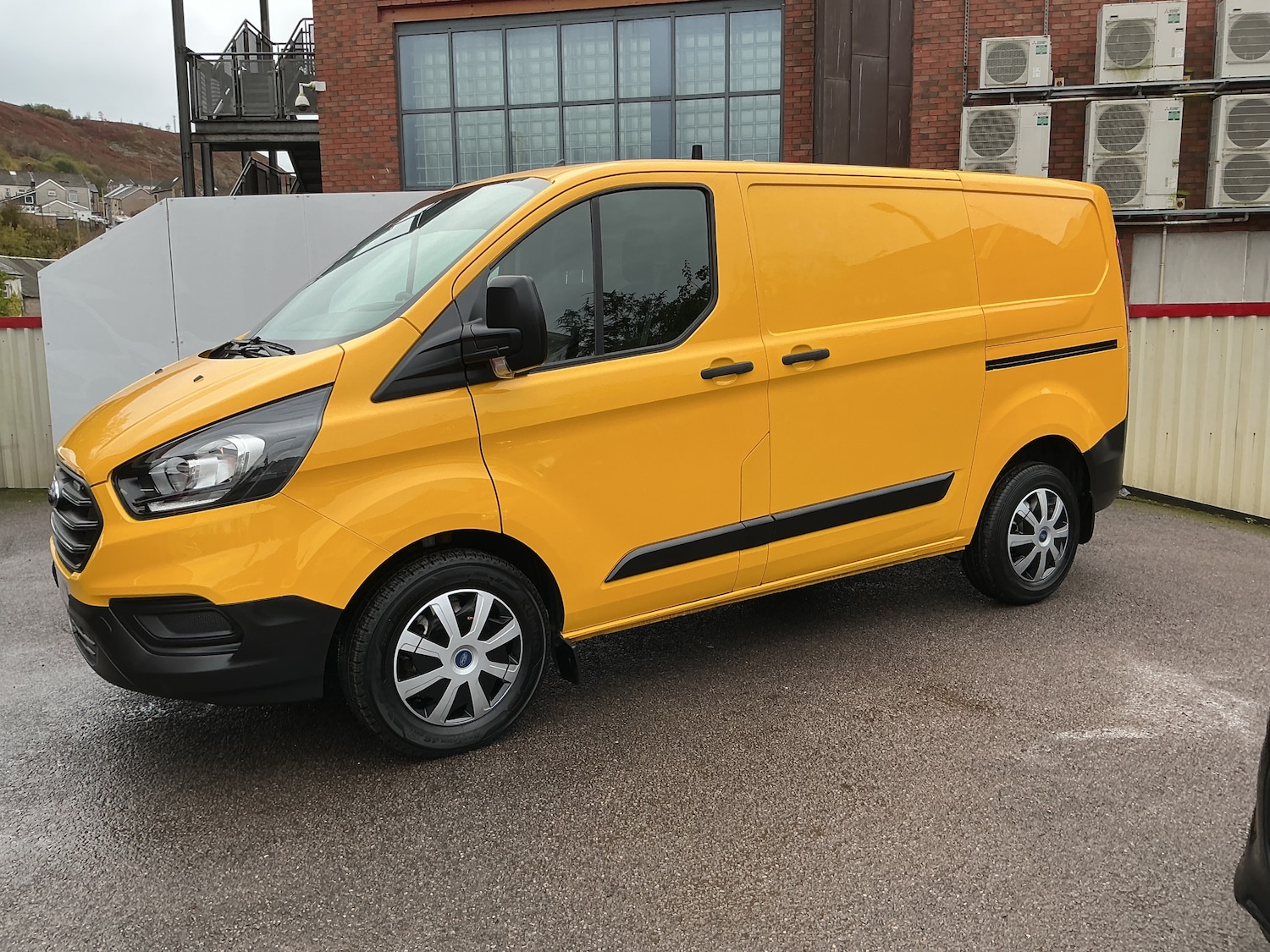 Used Ford Transit Custom 2021 for sale - 76436633: Photo 1