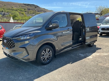 Used Ford Tourneo Custom 2025 for sale - 78379993: Photo