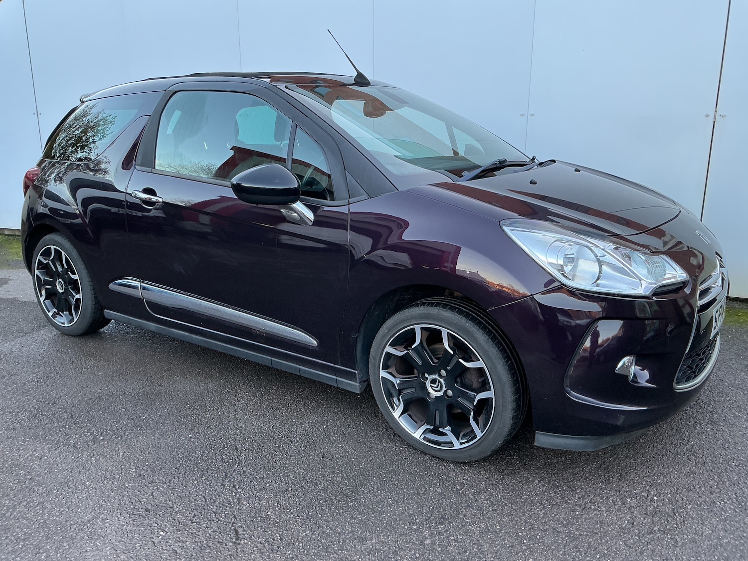 Used Citroen DS3 2014 for sale - 76438919: Photo 2
