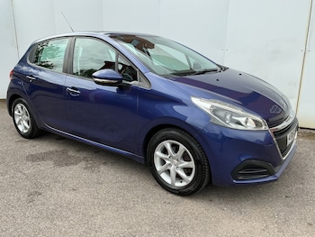 Used Peugeot 208 2016 for sale - 78920427: Photo