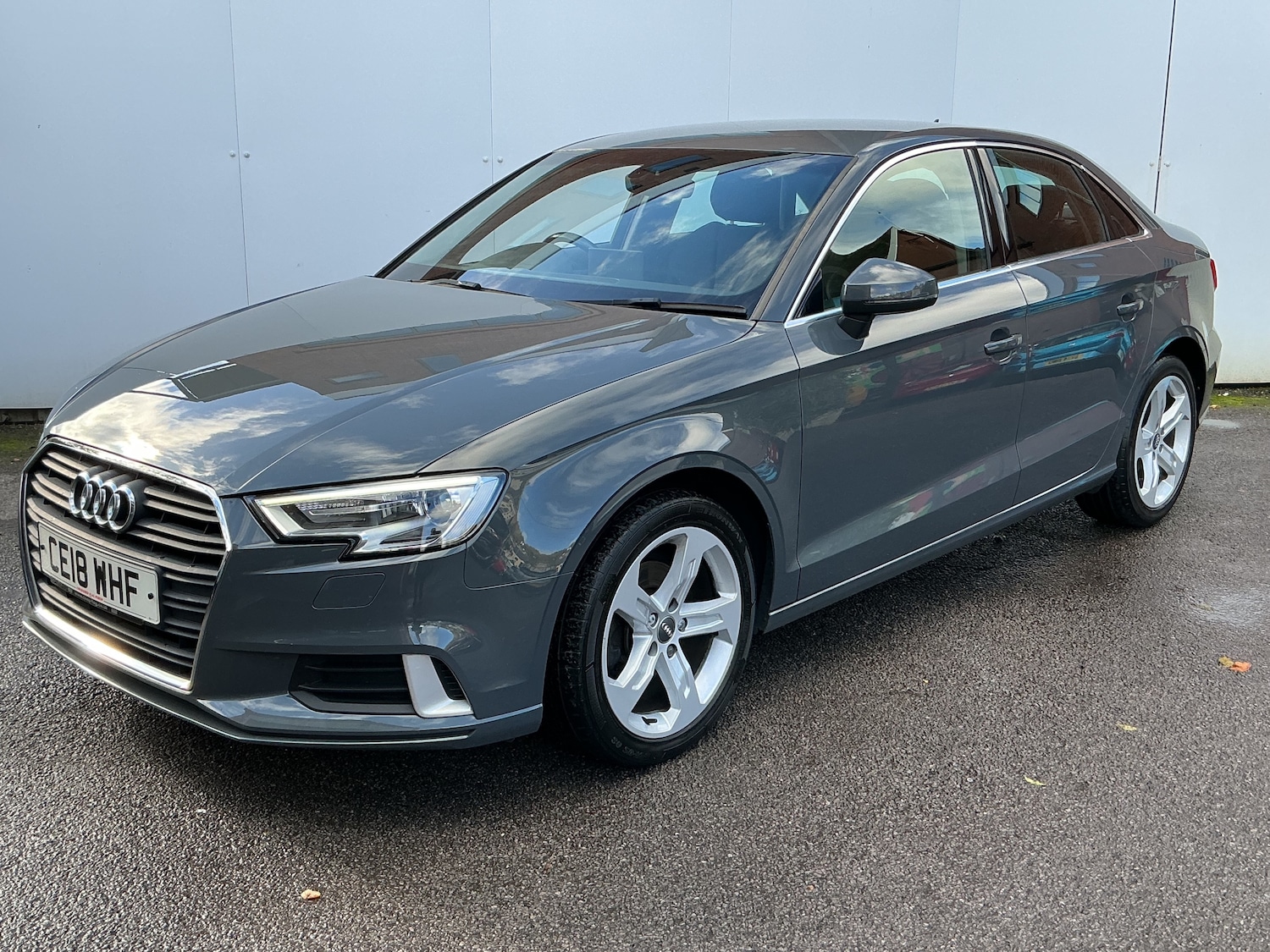 Used Audi A3 2018 for sale - 76405838: Photo 2