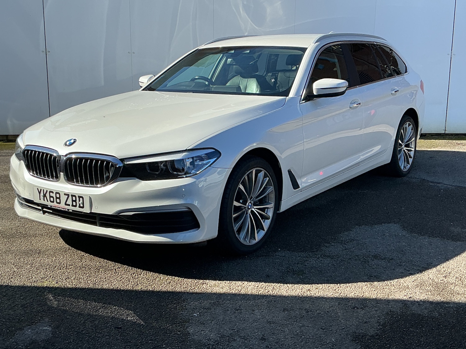 Used BMW 5 Series 2018 for sale - 77888730: Photo 1