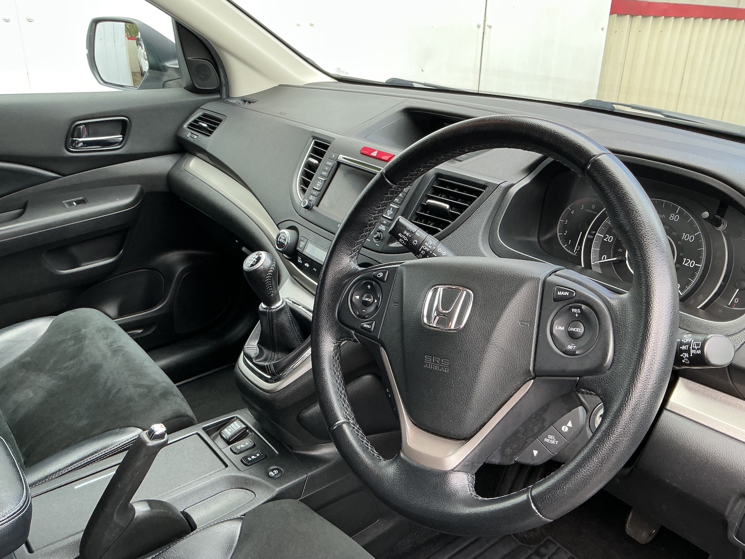 Used Honda CR-V 2015 for sale - 76346879: Photo 11