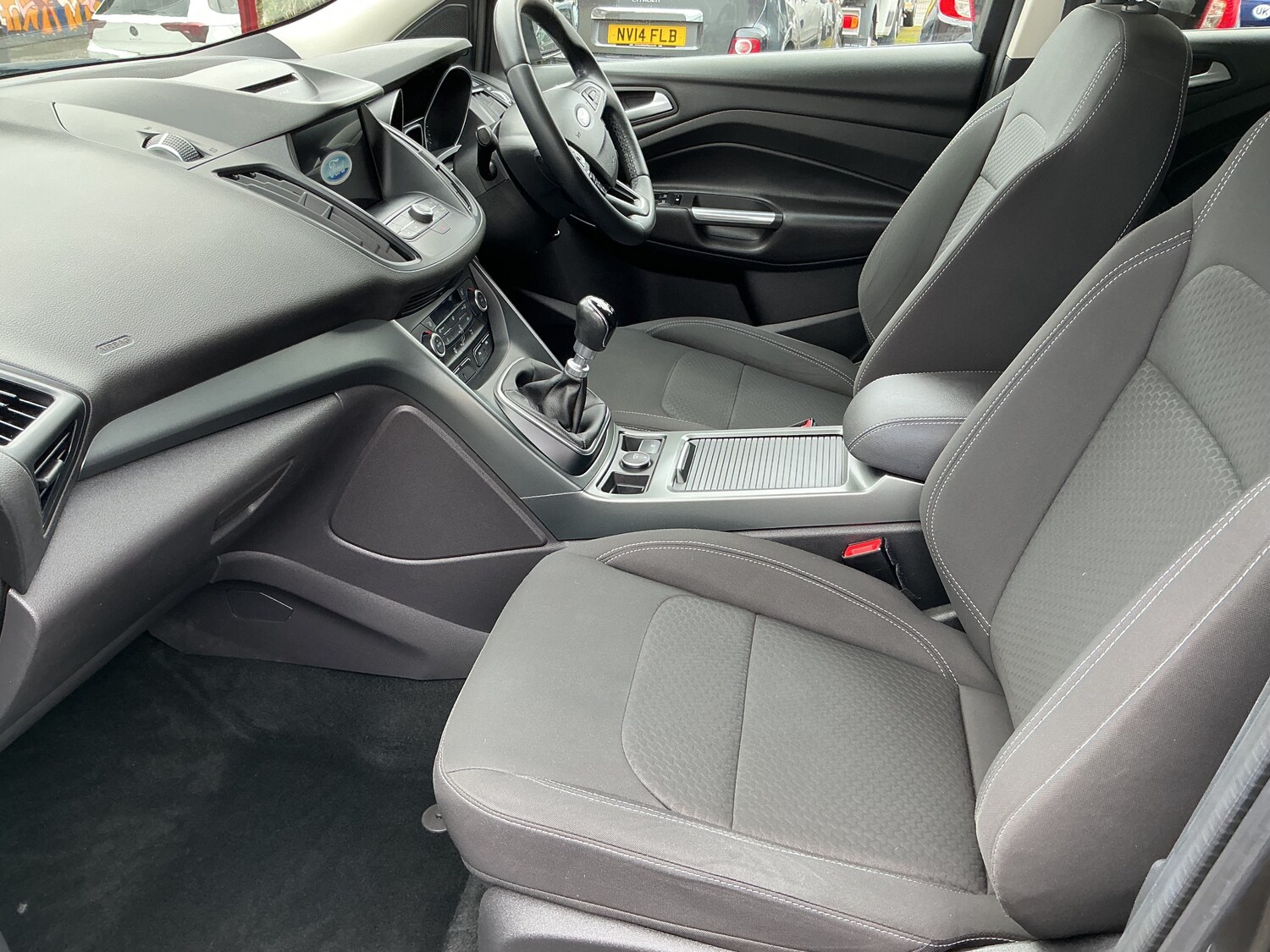 Used Ford Kuga 2016 for sale - 77733429: Photo 10