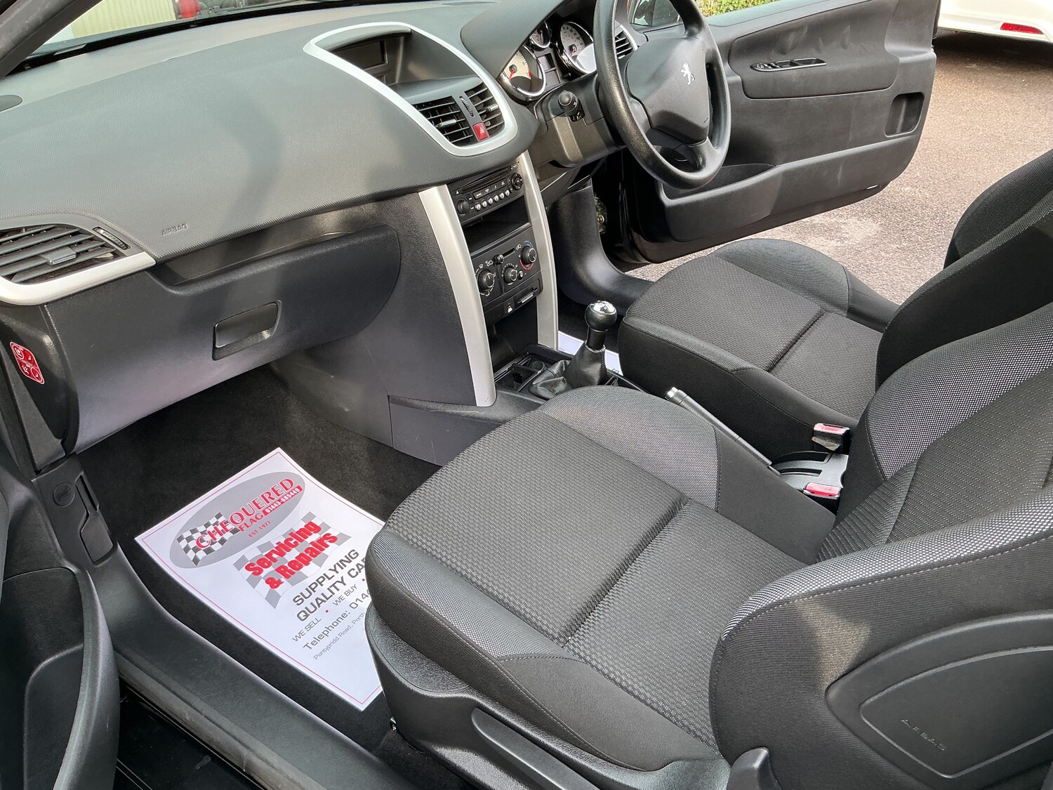 Used Peugeot 207 2012 for sale - 77666017: Photo 10