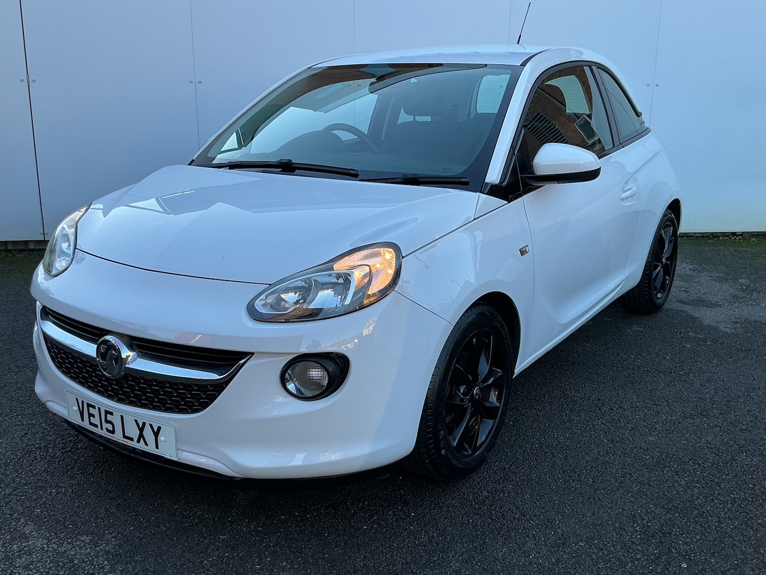 Used Vauxhall ADAM 2015 for sale - 76706681: Photo 1