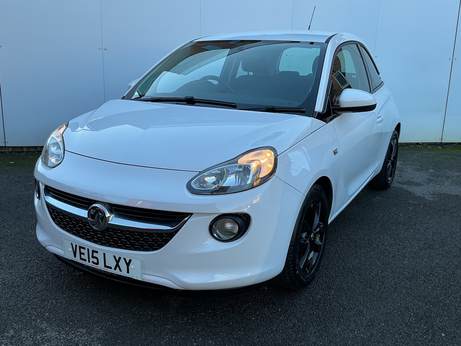 Used Vauxhall ADAM 2015 for sale - 76706681: Photo 2