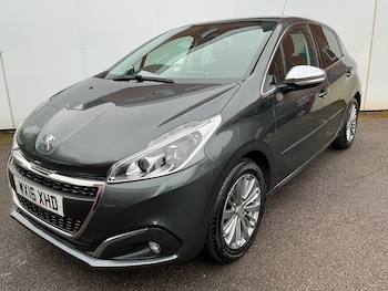 Used Peugeot 208 2016 for sale - 78459388: Photo