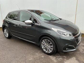 Used Peugeot 208 2016 for sale - 78459388: Photo