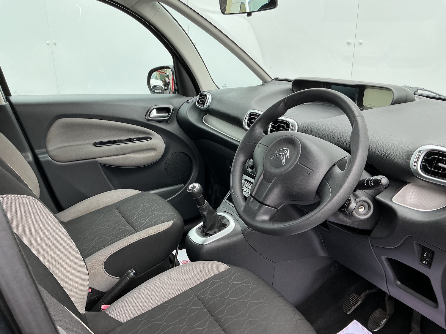 Used Citroen C3 Picasso 2014 for sale - 77791722: Photo 11