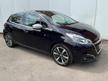 Used Peugeot 208 2018 for sale - 79043045: Photo