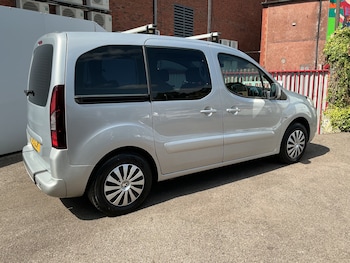 Used Peugeot Partner Tepee 2013 for sale - 79539422: Photo