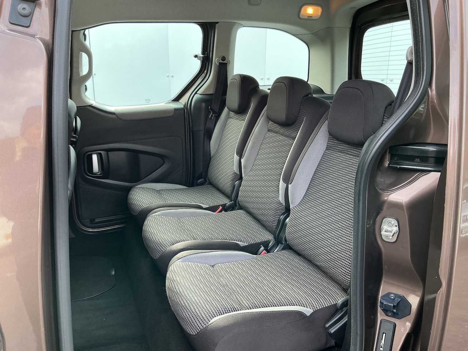 Used Peugeot Partner Tepee 2013 for sale - 77436311: Photo 10