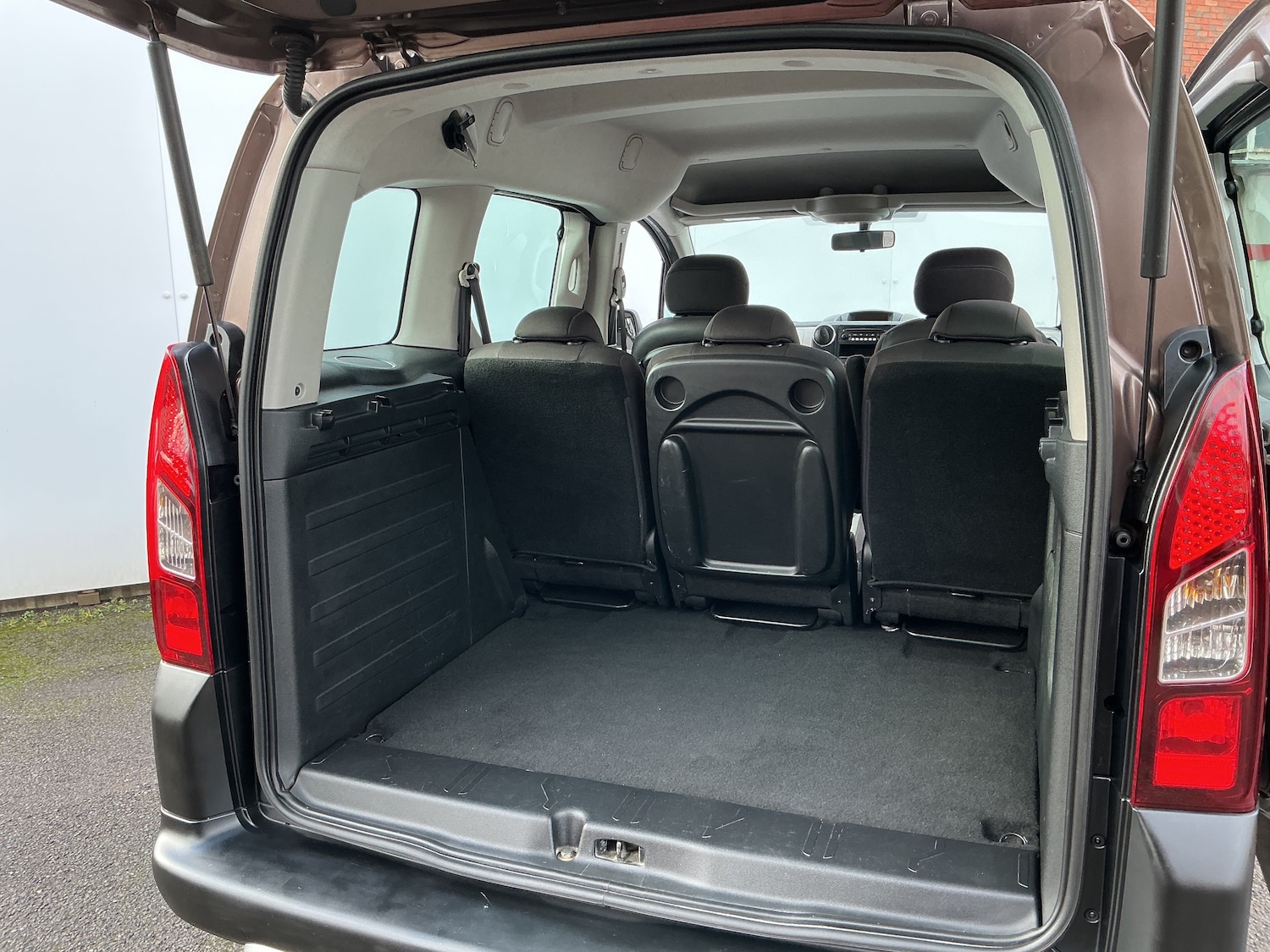 Used Peugeot Partner Tepee 2013 for sale - 77436311: Photo 12