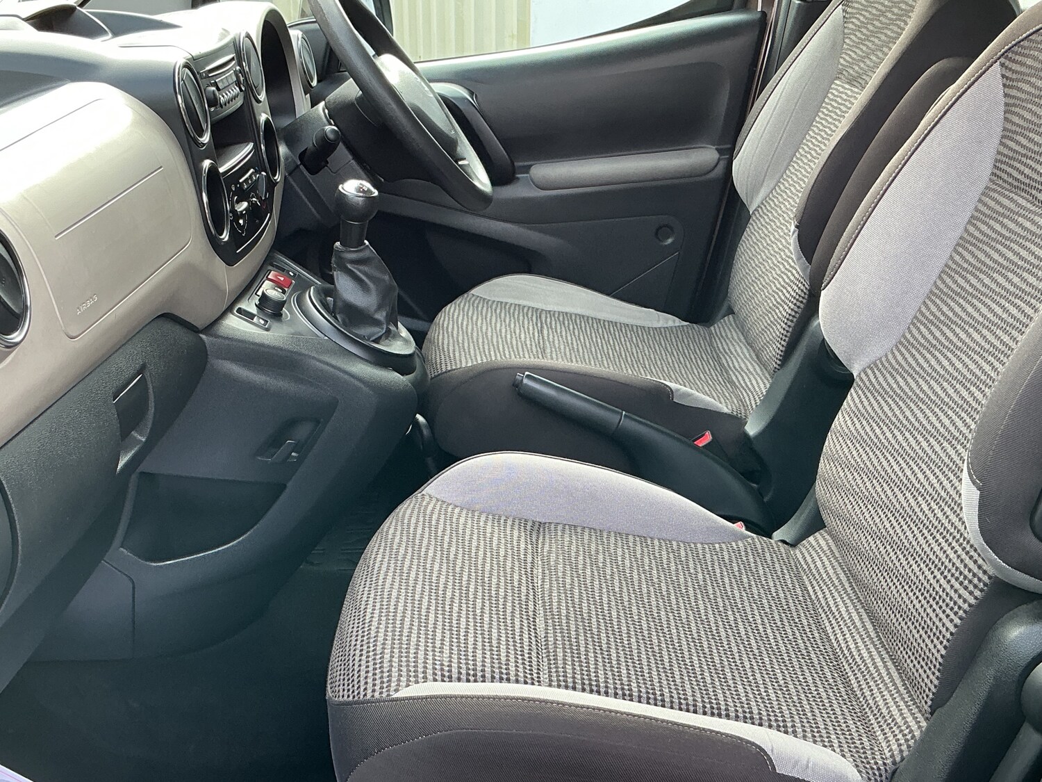 Used Peugeot Partner Tepee 2013 for sale - 77436311: Photo 9