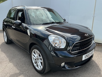 Used MINI Countryman 2016 for sale - 79359686: Photo