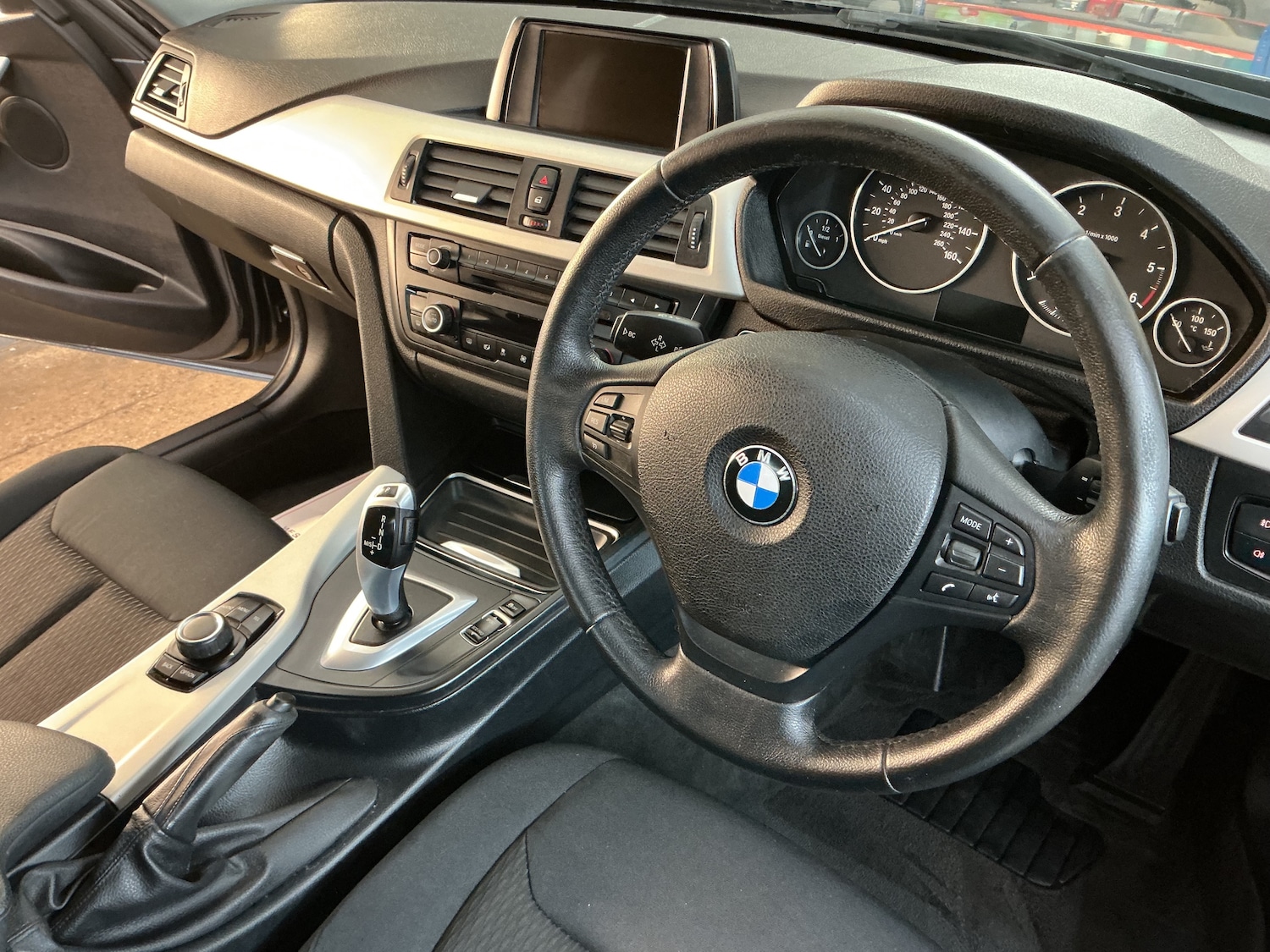 Used BMW 3 Series 2015 for sale - 76545939: Photo 13
