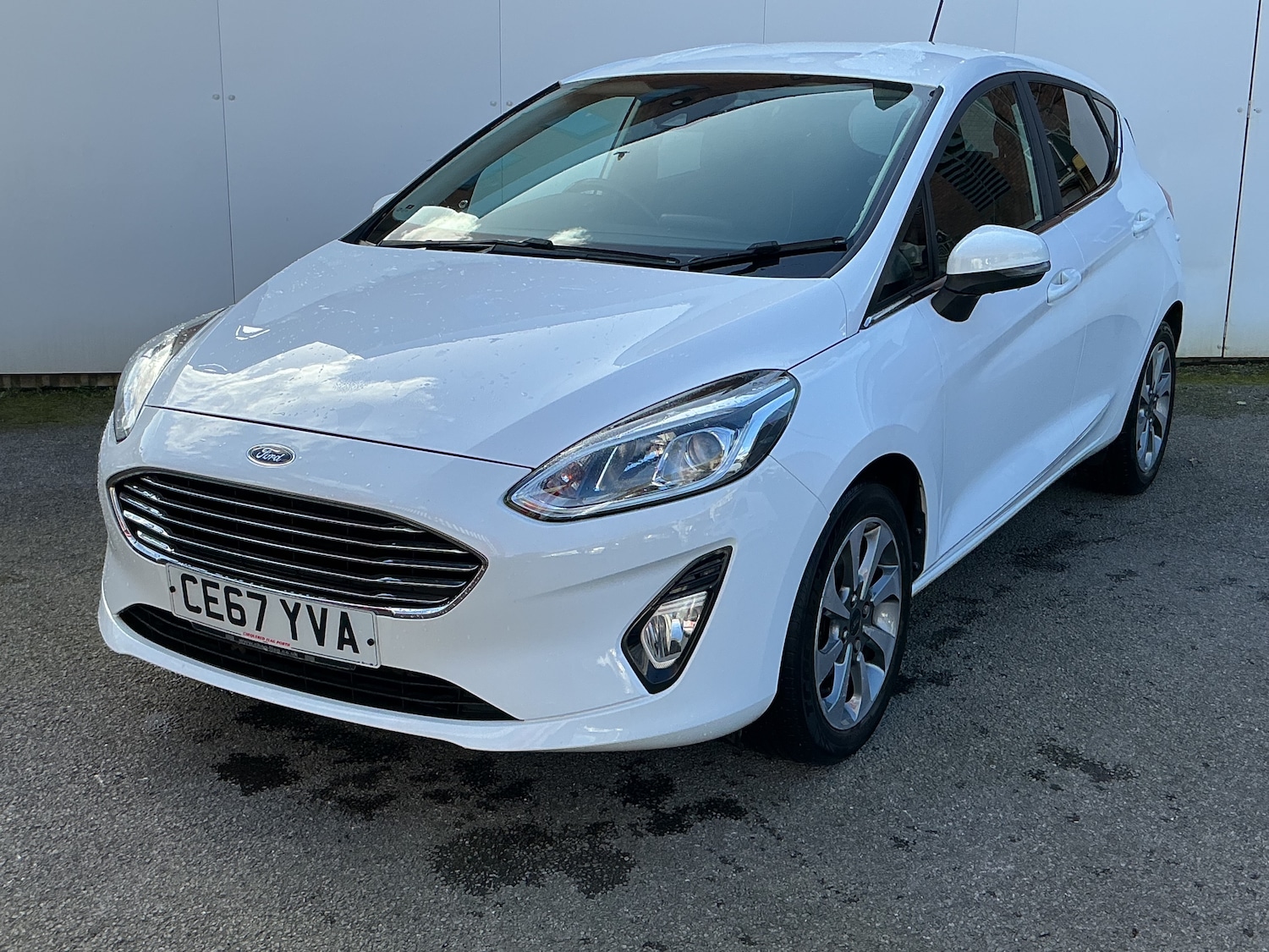 Used Ford Fiesta 2017 for sale - 77935464: Photo 2