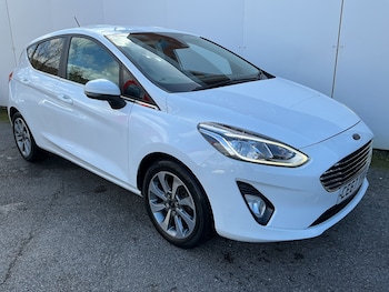 Used Ford Fiesta 2017 for sale - 77935464: Photo