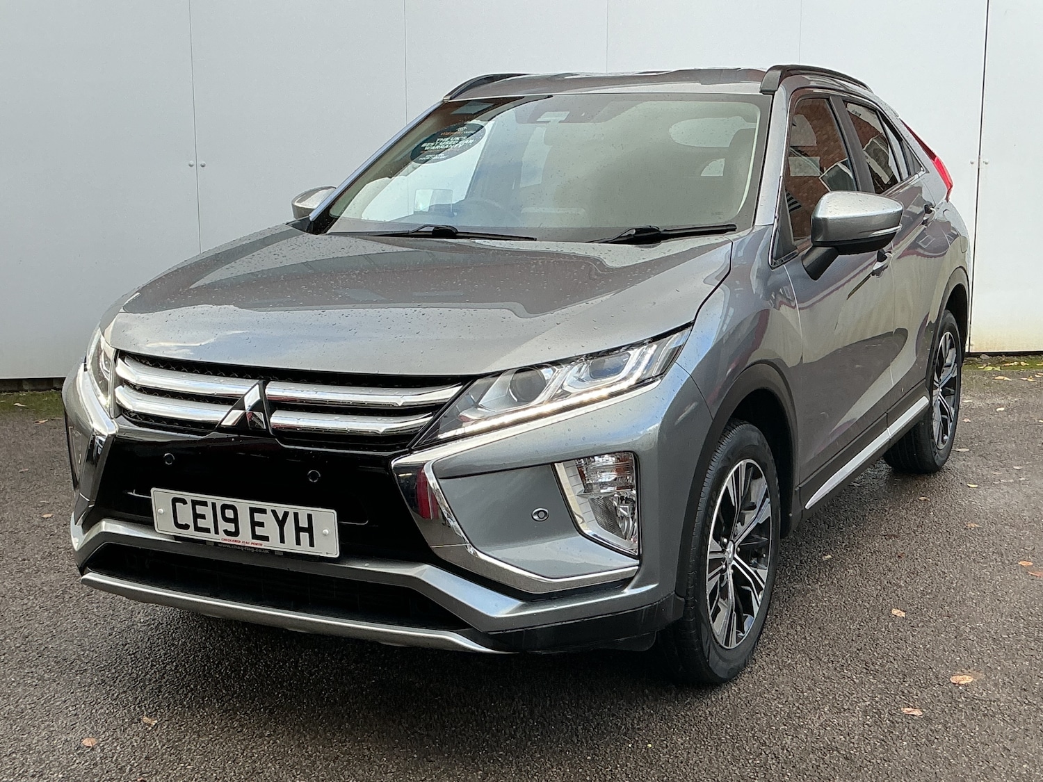 Used Mitsubishi Eclipse Cross 2019 for sale - 76845400: Photo 2