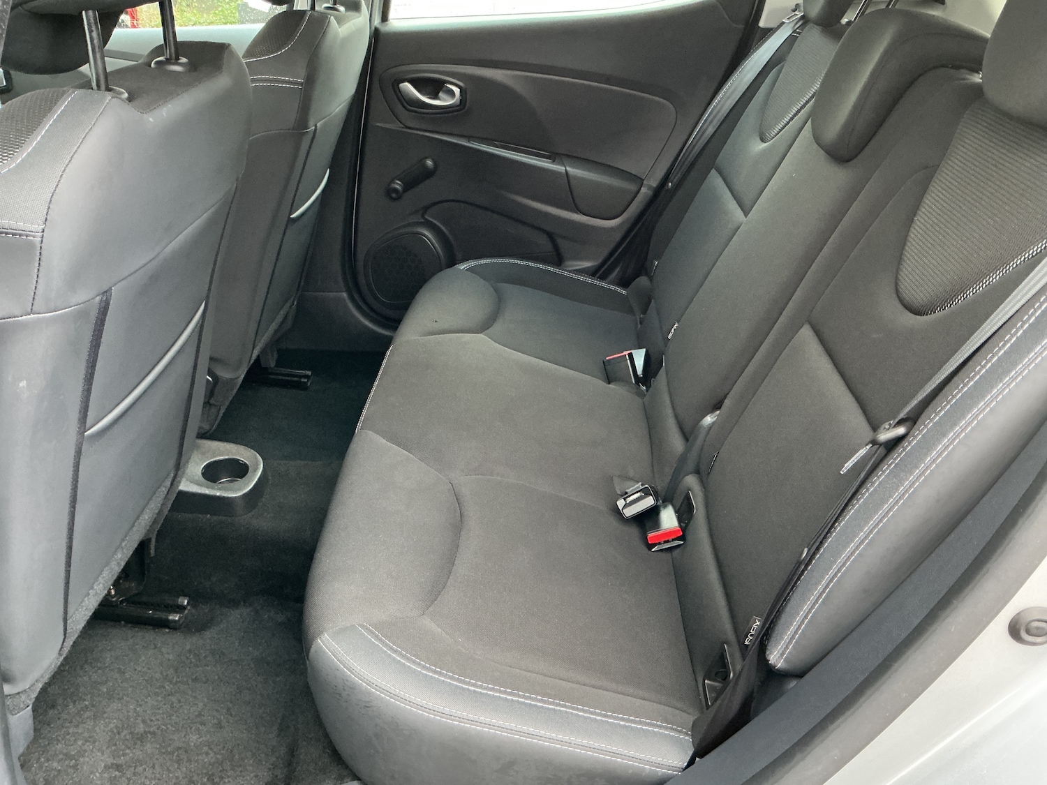 Used Renault Clio 2019 for sale - 76969089: Photo 8