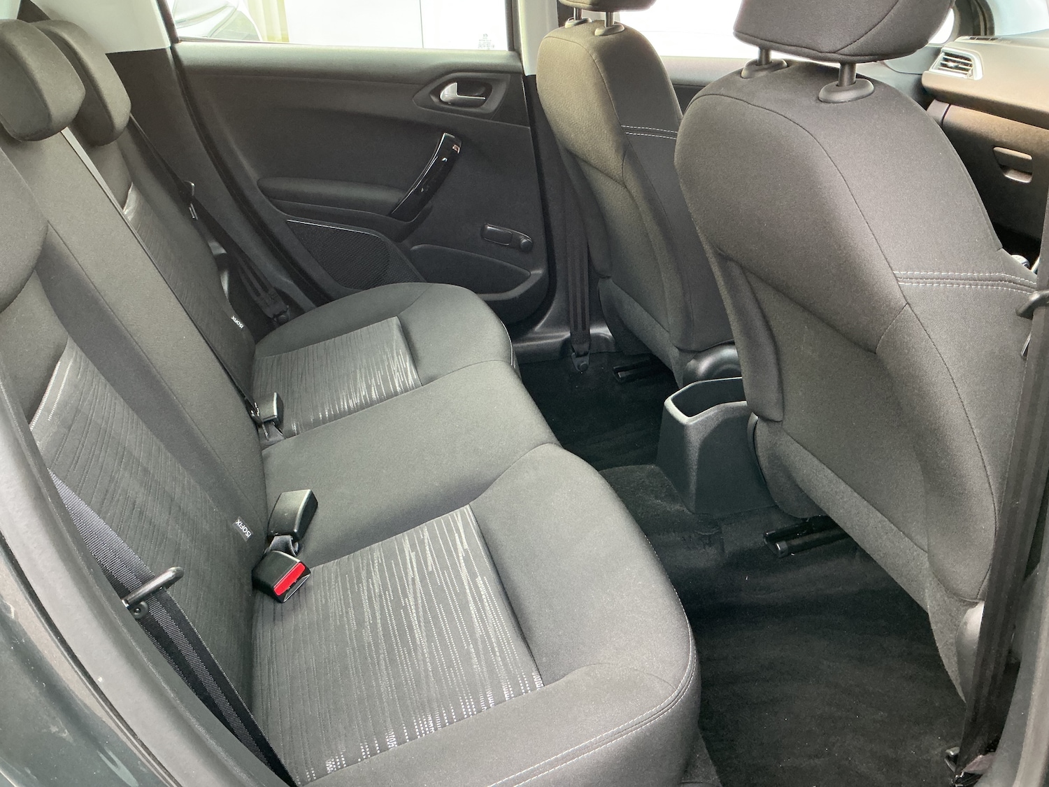 Used Peugeot 208 2015 for sale - 77200782: Photo 12