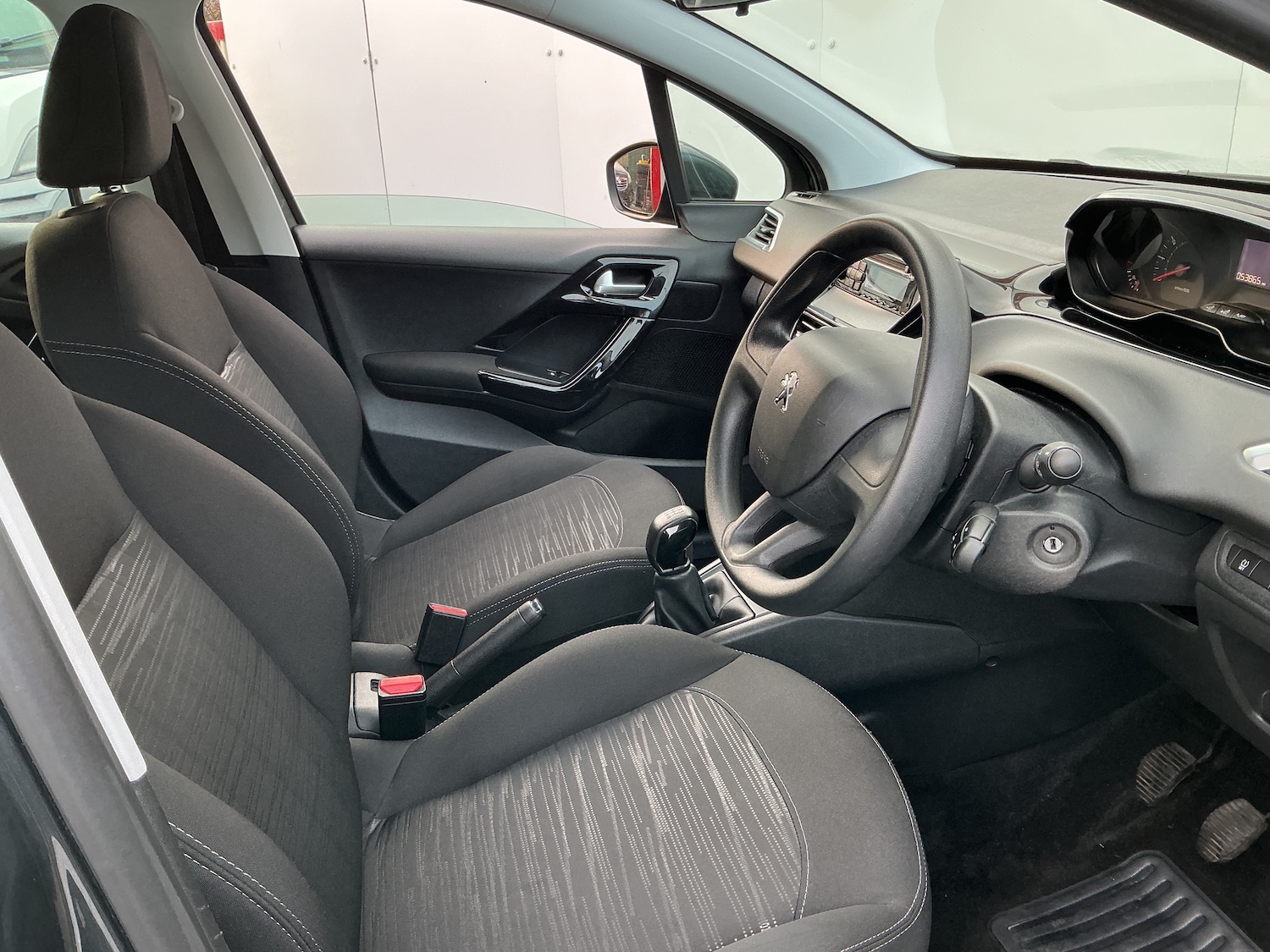 Used Peugeot 208 2015 for sale - 77200782: Photo 13