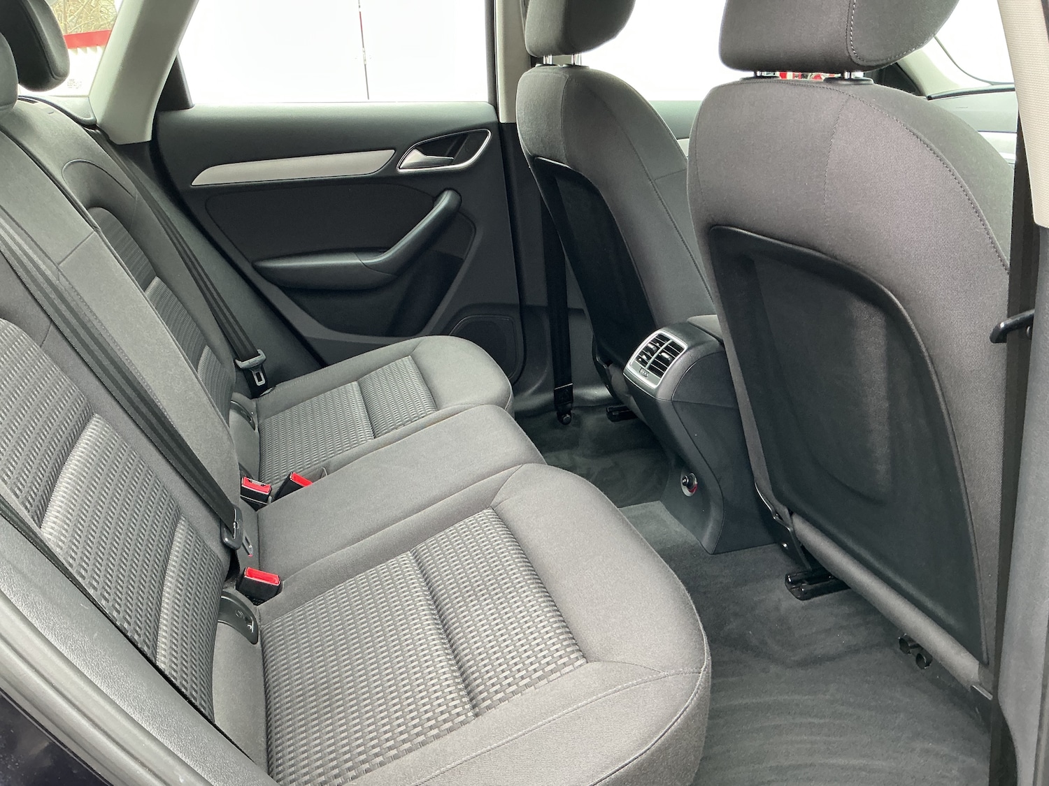 Used Audi Q3 2014 for sale - 77355224: Photo 8