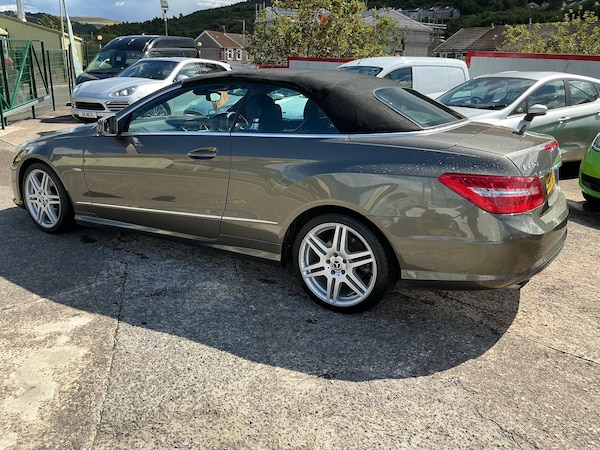 Used Mercedes-Benz E-Class 2011 for sale - 75724255: Photo 3
