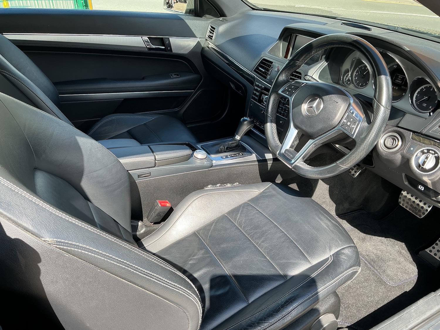 Used Mercedes-Benz E Class 2011 for sale - 75724255: Photo 8