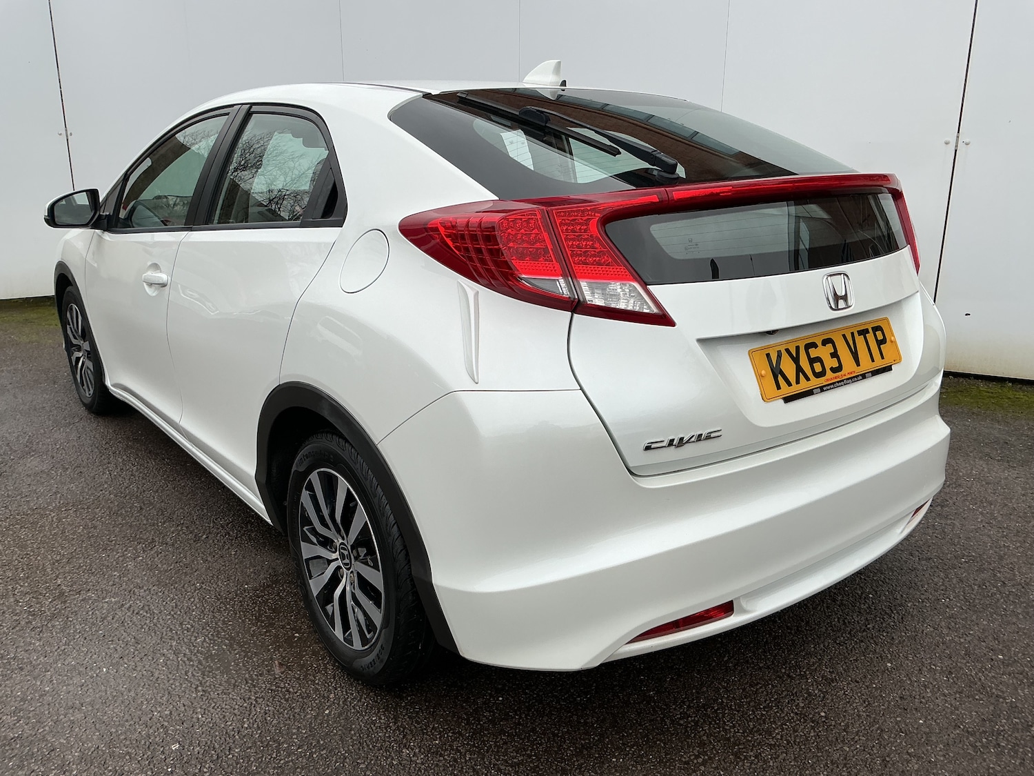 Used Honda Civic 2013 for sale - 77590444: Photo 5
