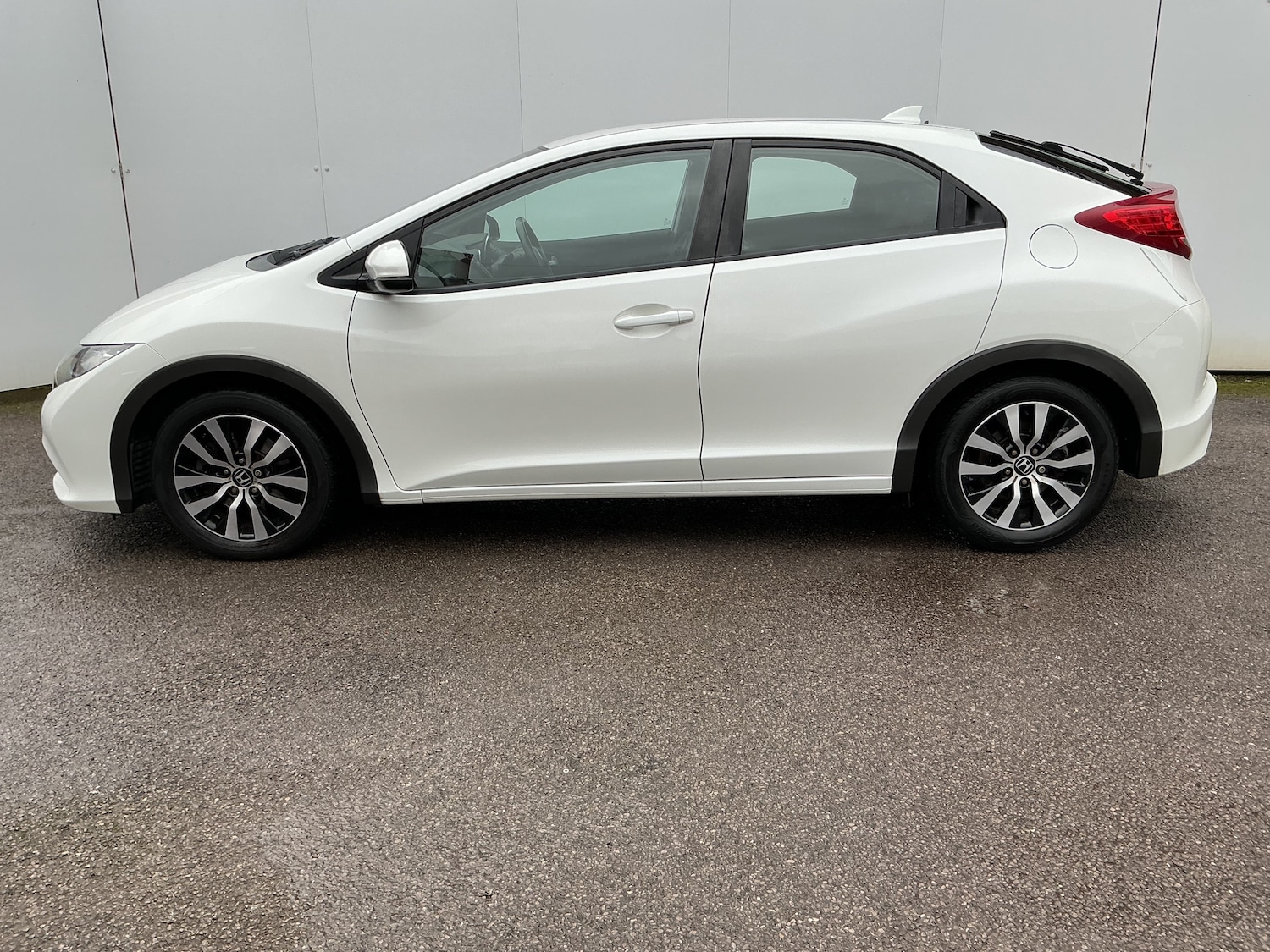 Used Honda Civic 2013 for sale - 77590444: Photo 9