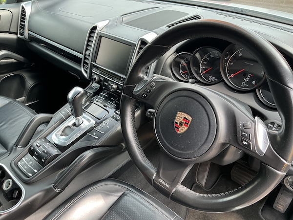 Used Porsche Cayenne 2012 for sale - 75694679: Photo 8