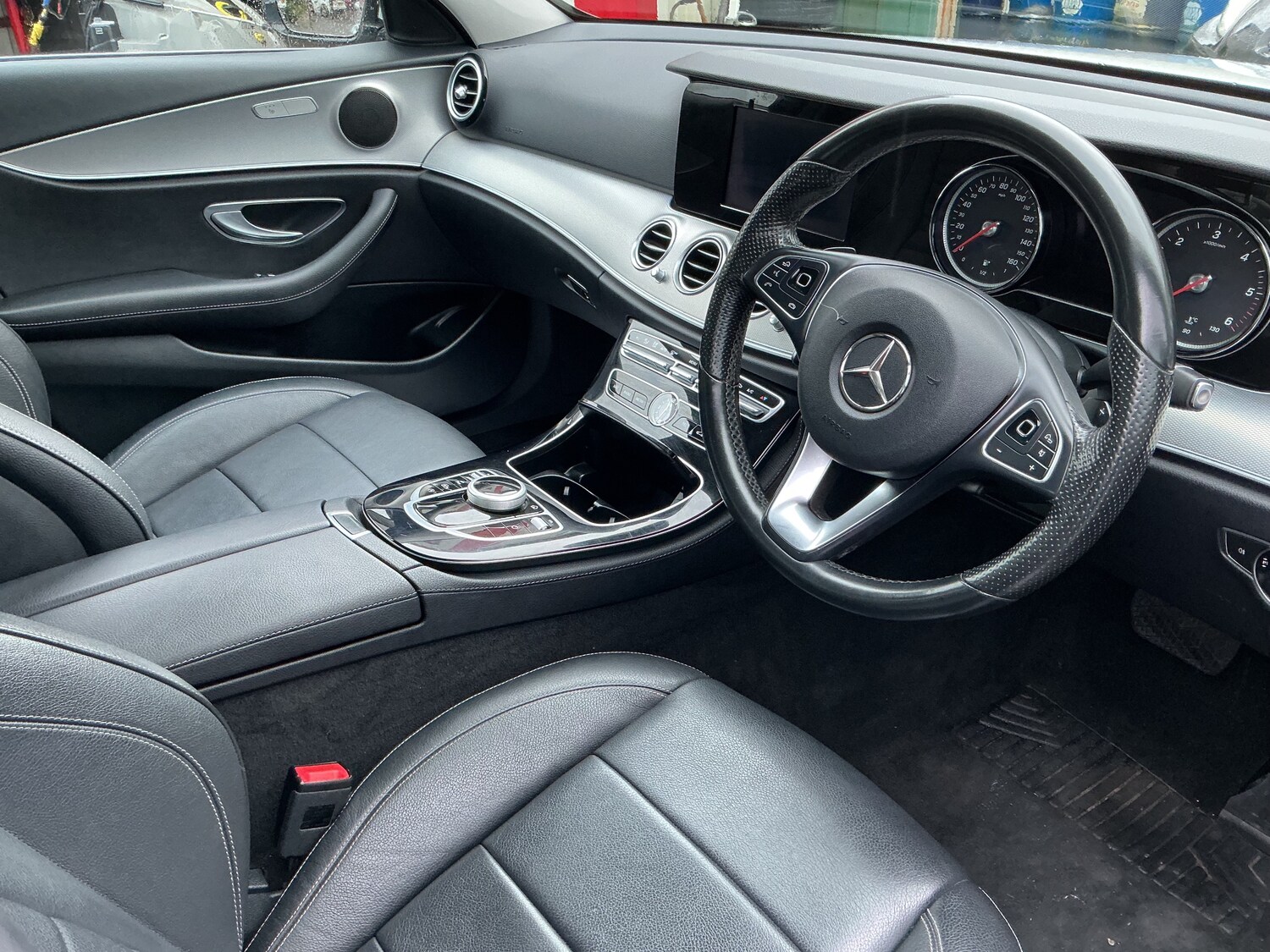 Used Mercedes-Benz E Class for sale - 77477059: Photo 9