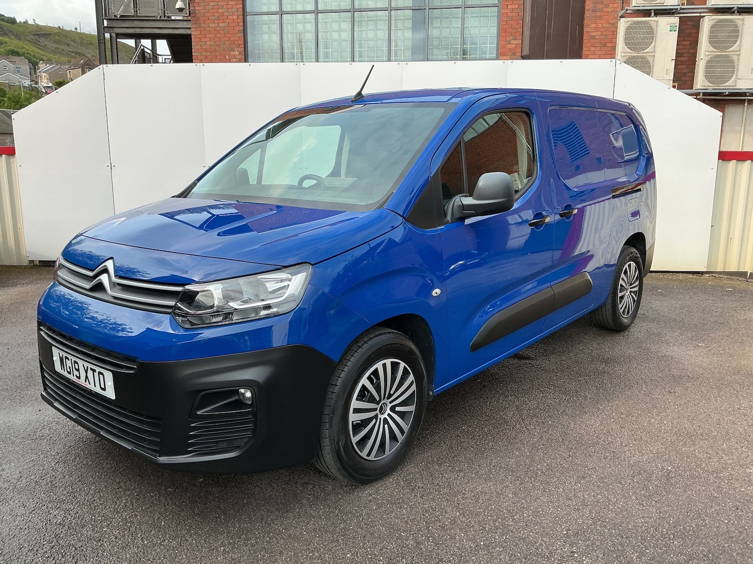 Vehicle 1
