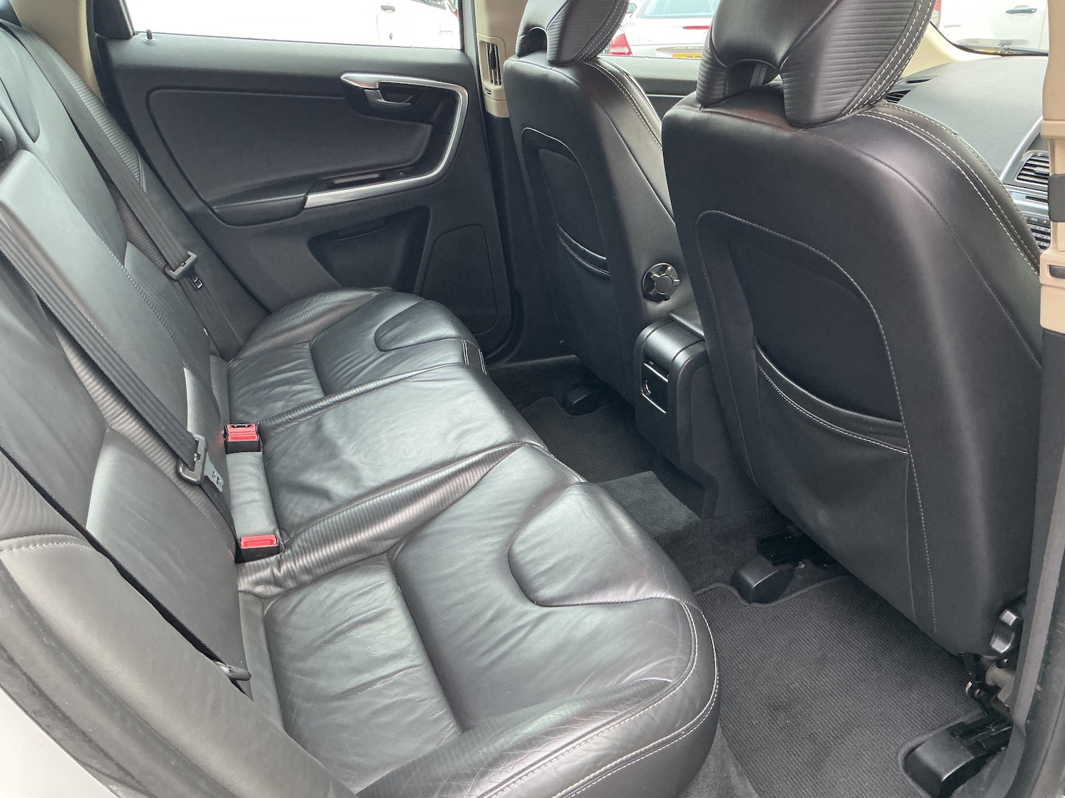 Used Volvo XC60 2012 for sale - 77033582: Photo 12