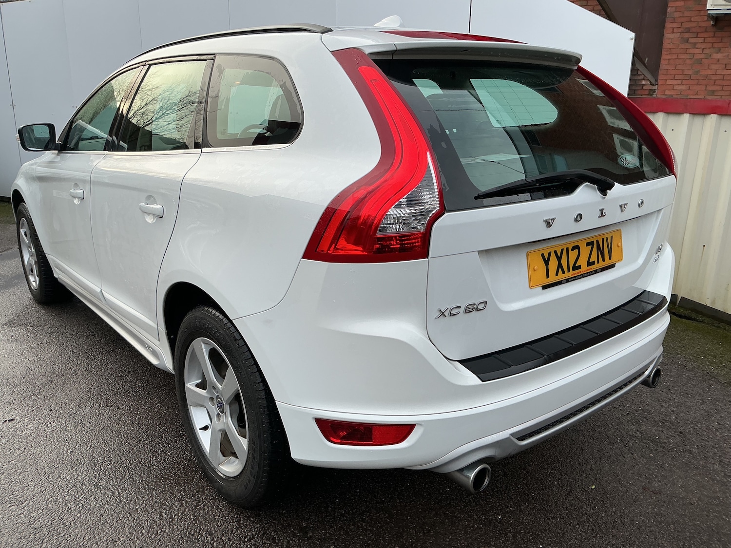 Used Volvo XC60 2012 for sale - 77033582: Photo 4