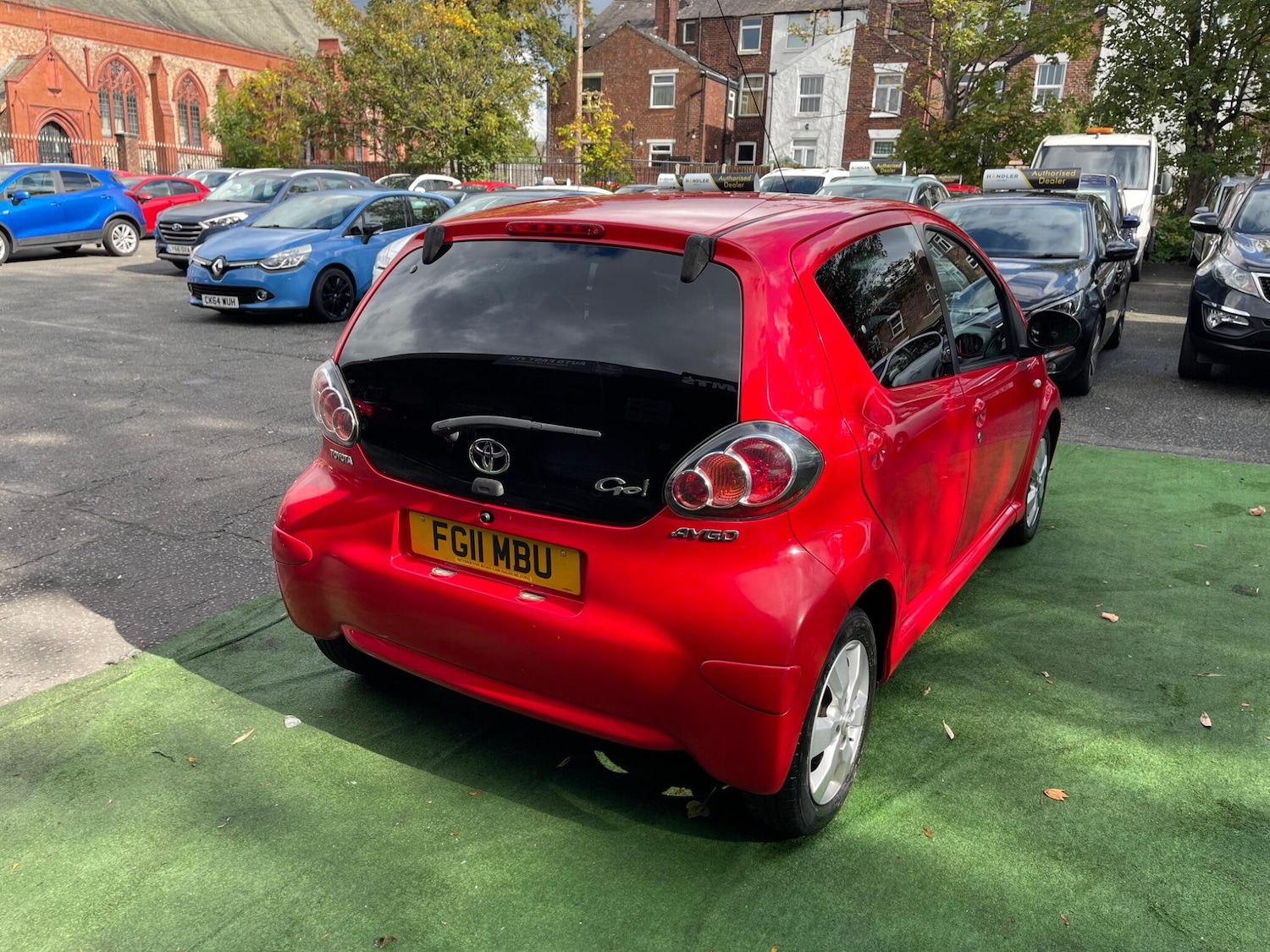 Used Toyota AYGO 2011 for sale - 77645983: Photo 13