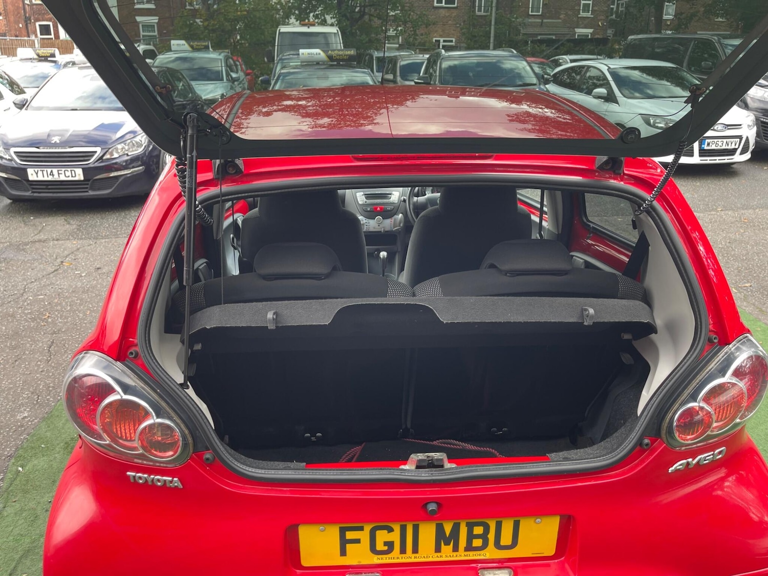 Used Toyota AYGO 2011 for sale - 77645983: Photo 24