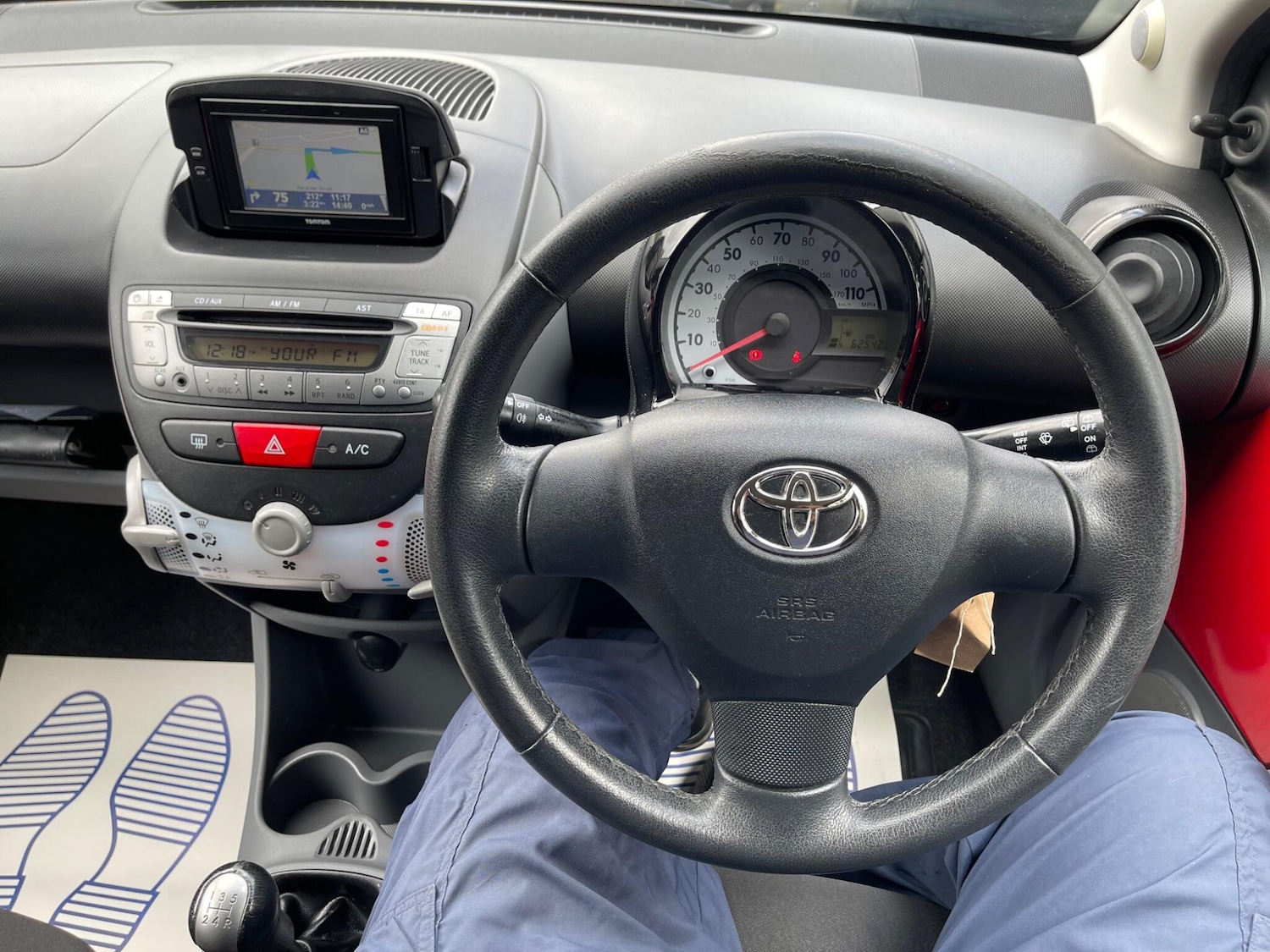 Used Toyota AYGO 2011 for sale - 77645983: Photo 34