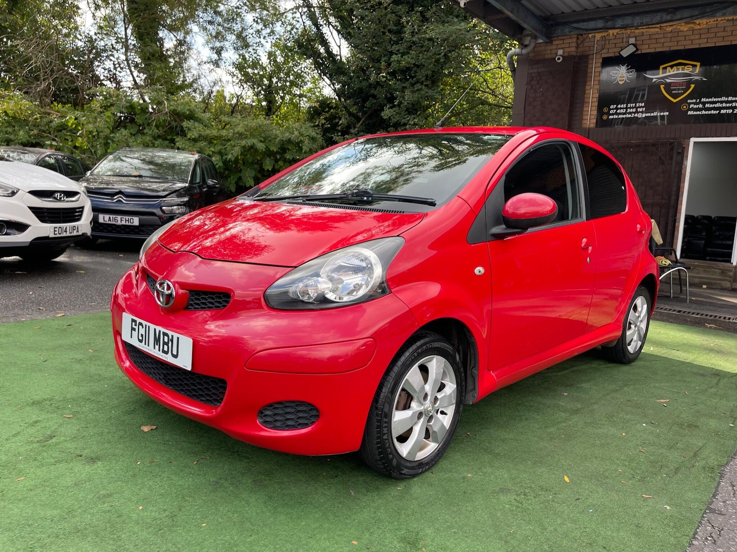 Used Toyota AYGO 2011 for sale - 77645983: Photo 8