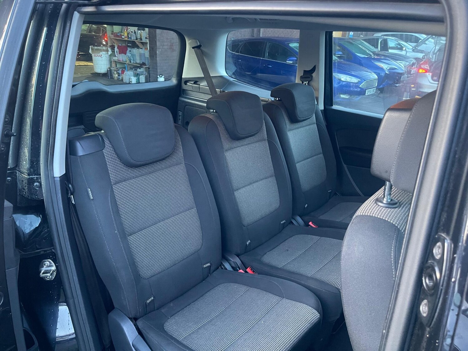 Used Volkswagen Sharan for sale - 77598607: Photo 27