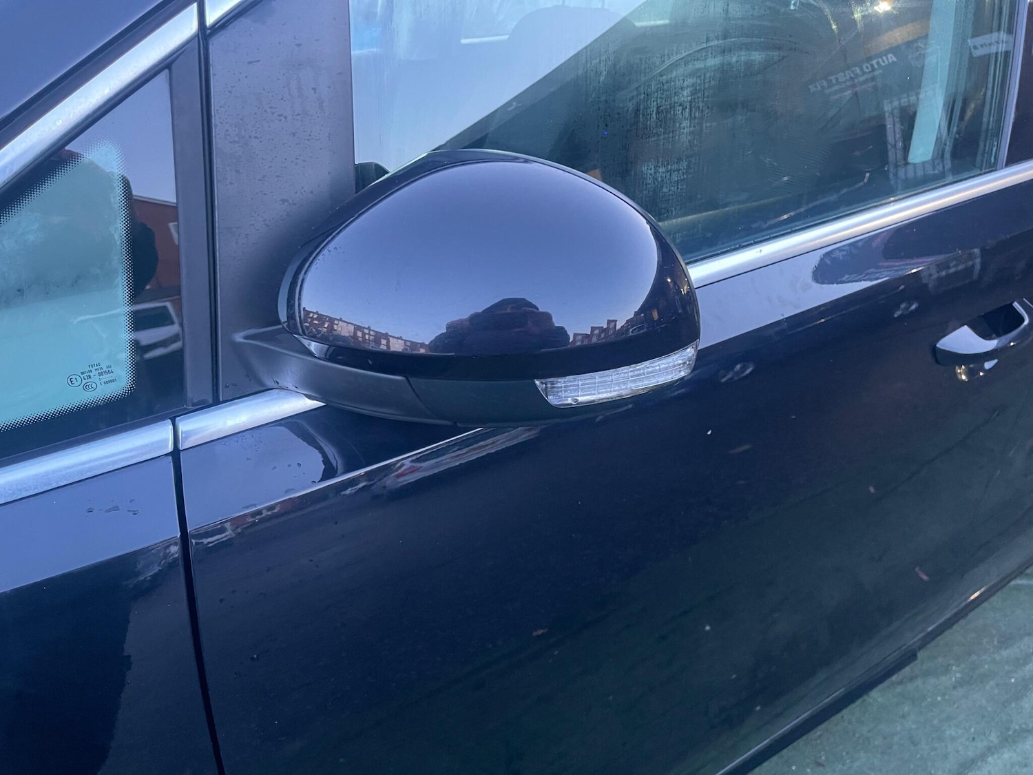 Used Volkswagen Sharan for sale - 77598607: Photo 56